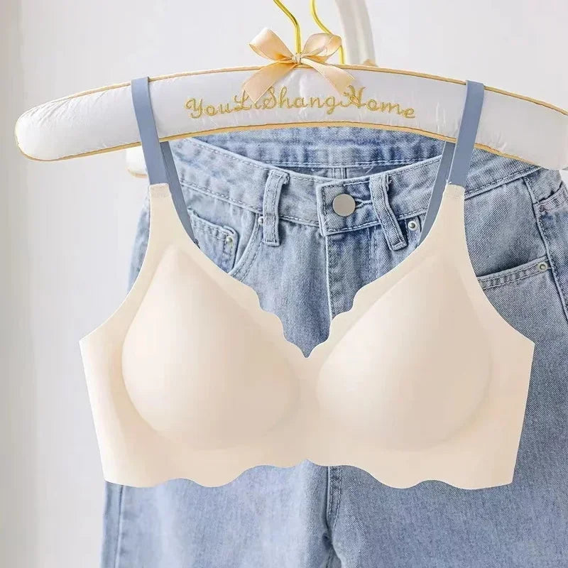Seamless Wireless Comfort Bra – Adjustable Support